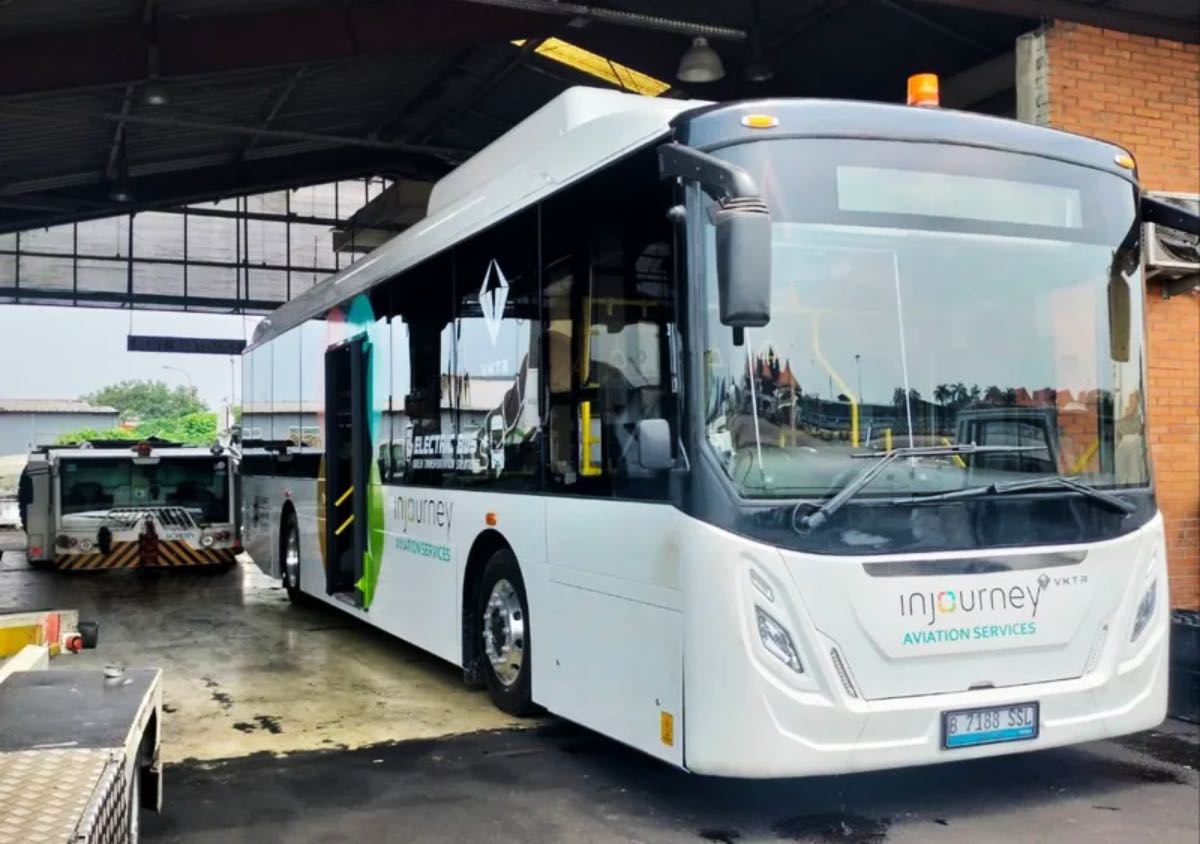 Sewa Iklan Bus Apron Bandara Internasional Soekarno-Hatta