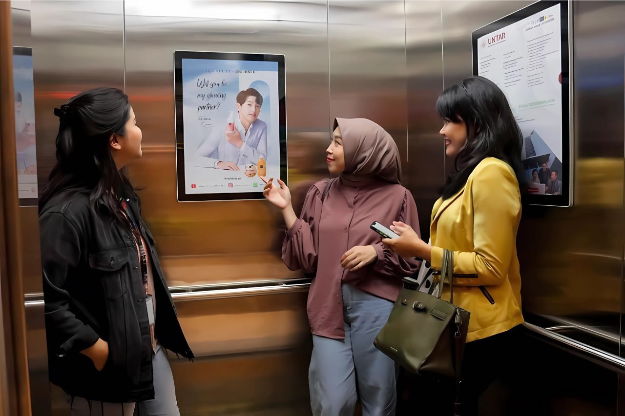 Elevator Screen Advertising Space, Indonesia