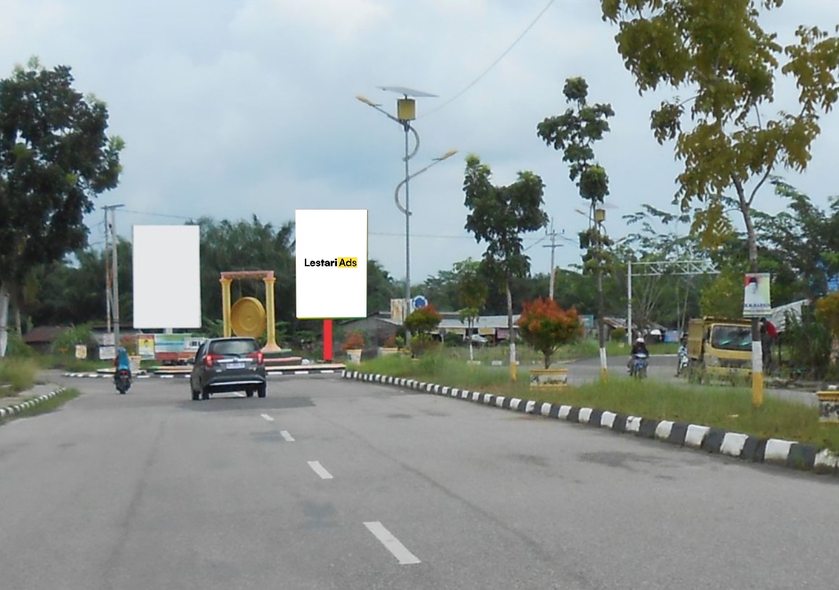 Sewa Billboard Jalan Lintas Ujung Tanjung, Rokan Hilir, Riau